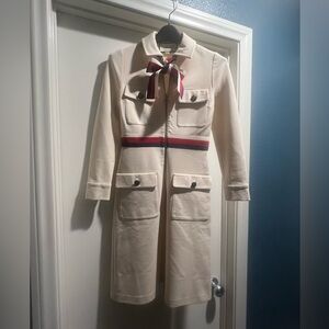 Gucci Elegant Ivory Cream Mid-Length Dress with Red and Blue Accents